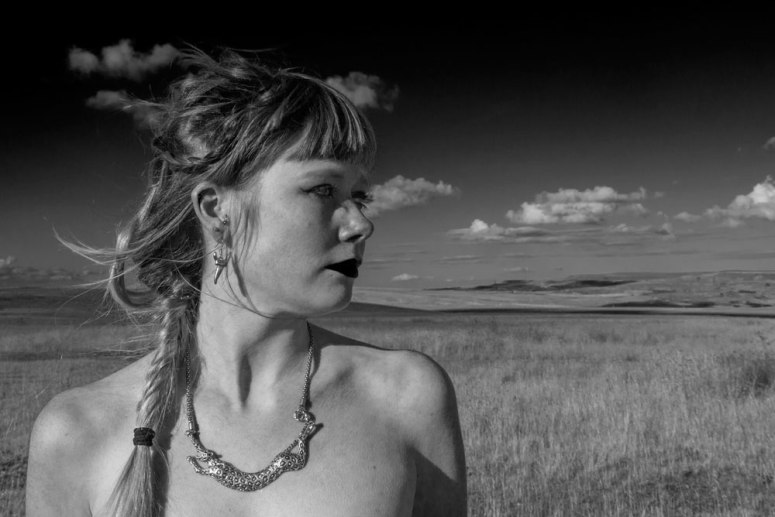 P1130376bw.jpg image